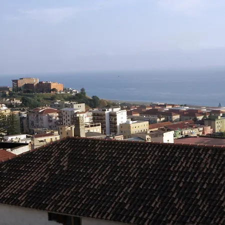 Sant'agostino Guest 파올라