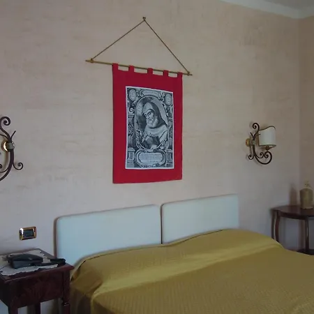 招待所 Sant'agostino Guest 帕奥拉