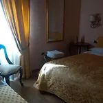 Sant'agostino Guest