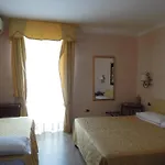 Sant'agostino Guest Otel Paola