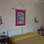 Отель Sant'agostino Guest Паола