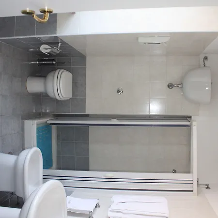 Sant'agostino Guest Hotel Paola