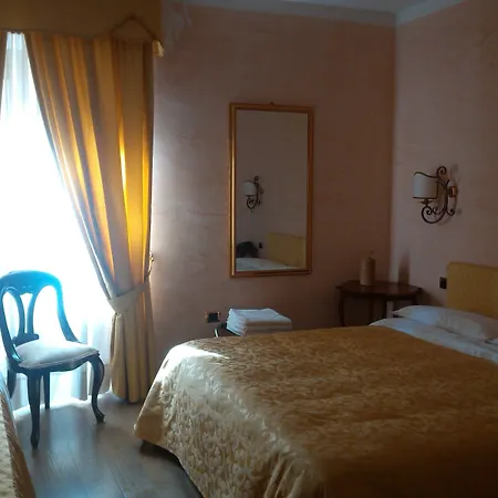 Sant'agostino Guest Hotel Paola