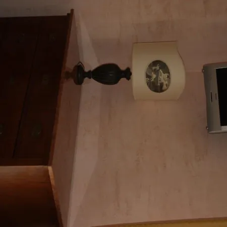 Sant'agostino Guest Hotel Paola