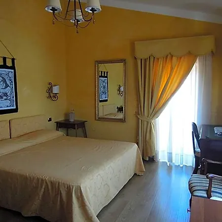 Sant'agostino Guest 4* باولا