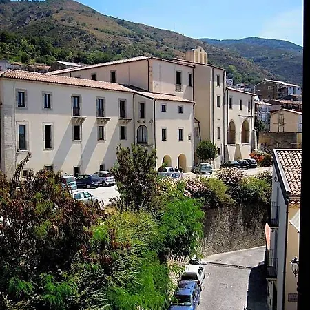 Sant'agostino Guest بيت ضيافة باولا