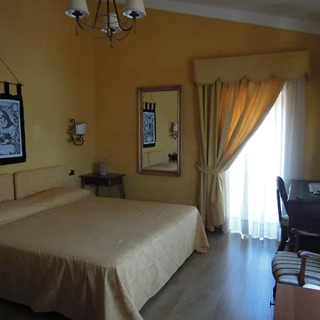 Sant'agostino Guest 4* Paola