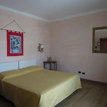 Hotel Sant'agostino Guest Paola