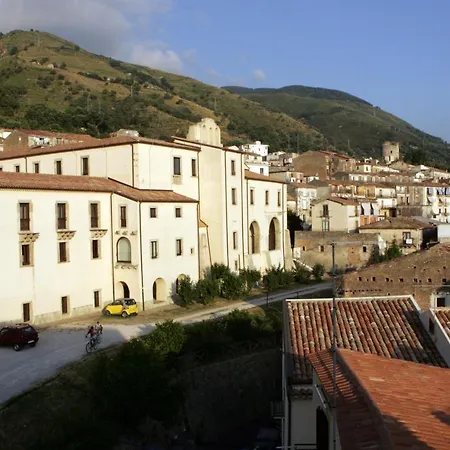 Sant'agostino Guest 4*