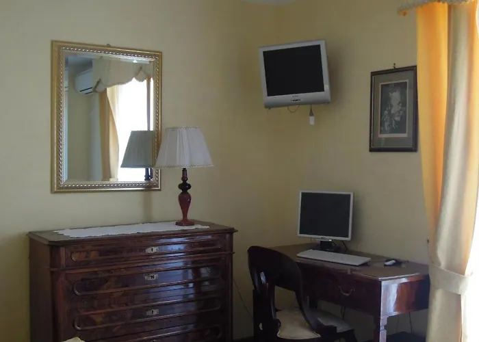 Sant'agostino Guest 酒店 帕奥拉